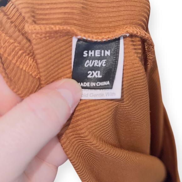 Cottagecore Brown Off the Shoulder Cropped Blouse - Picture 6 of 6